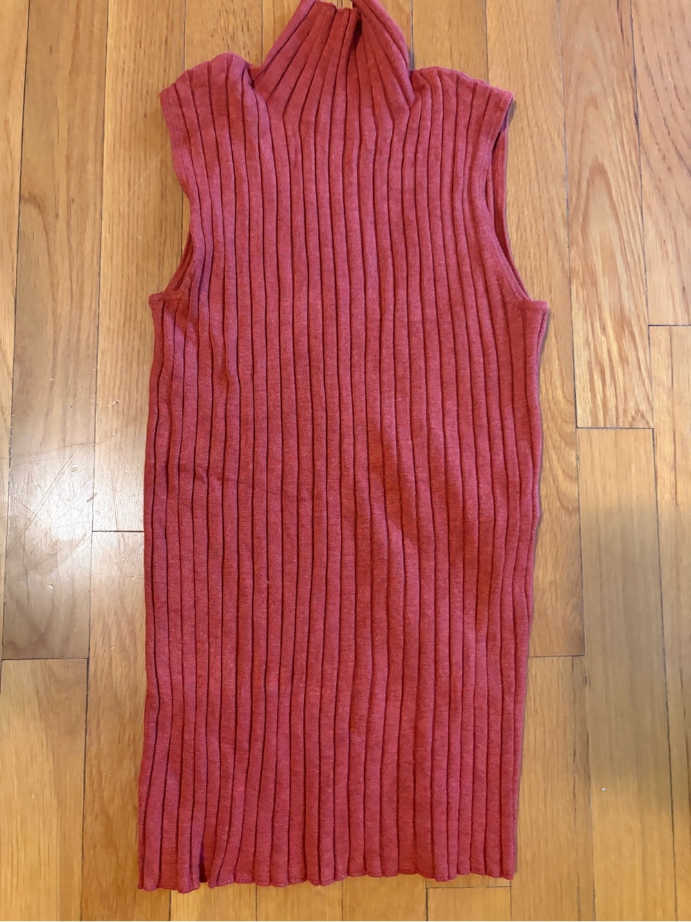525 America Ribbed Sleeveless Mock Neck Tunic in Coral Red